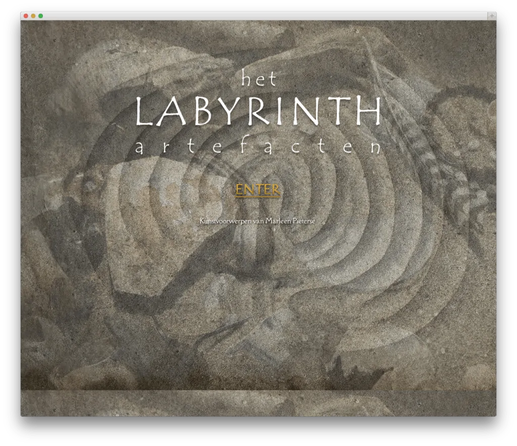 Ingangspagina van het Labyrinth-artefacten kunsttentoonstelling.