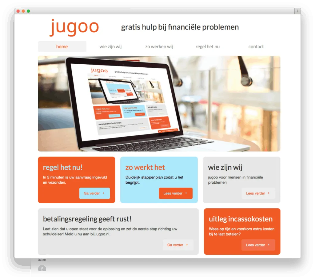 Laptop met financiële hulp website geopend.