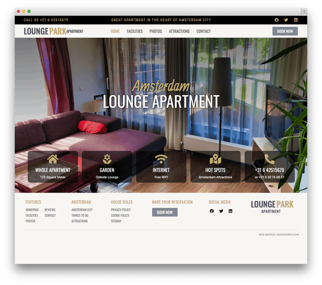 Amsterdam appartement woonkamer met rode bank en groene planten.